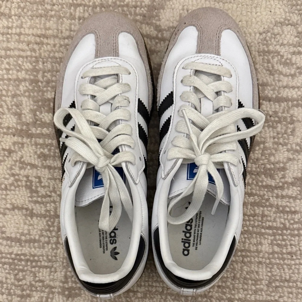 Women’s Adidas sambas - Picture 4 of 4